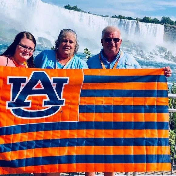 Meet your Posher, Jan - Picture 1 of 1